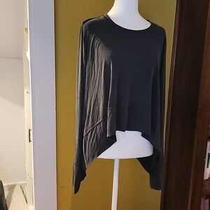 Womens athleisure long sleeve top